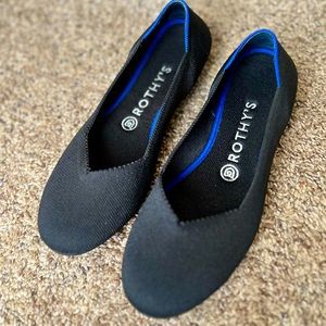 Rothy’s Round Toe Black Flats Size 8.5